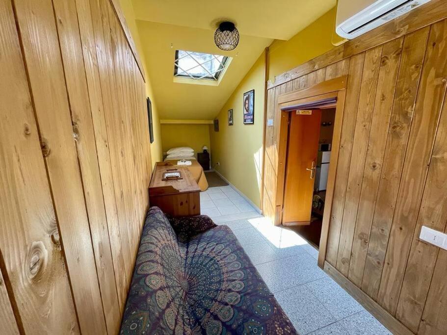 Apartment Spaccanapoli Top, Your House In The Old Town Naples